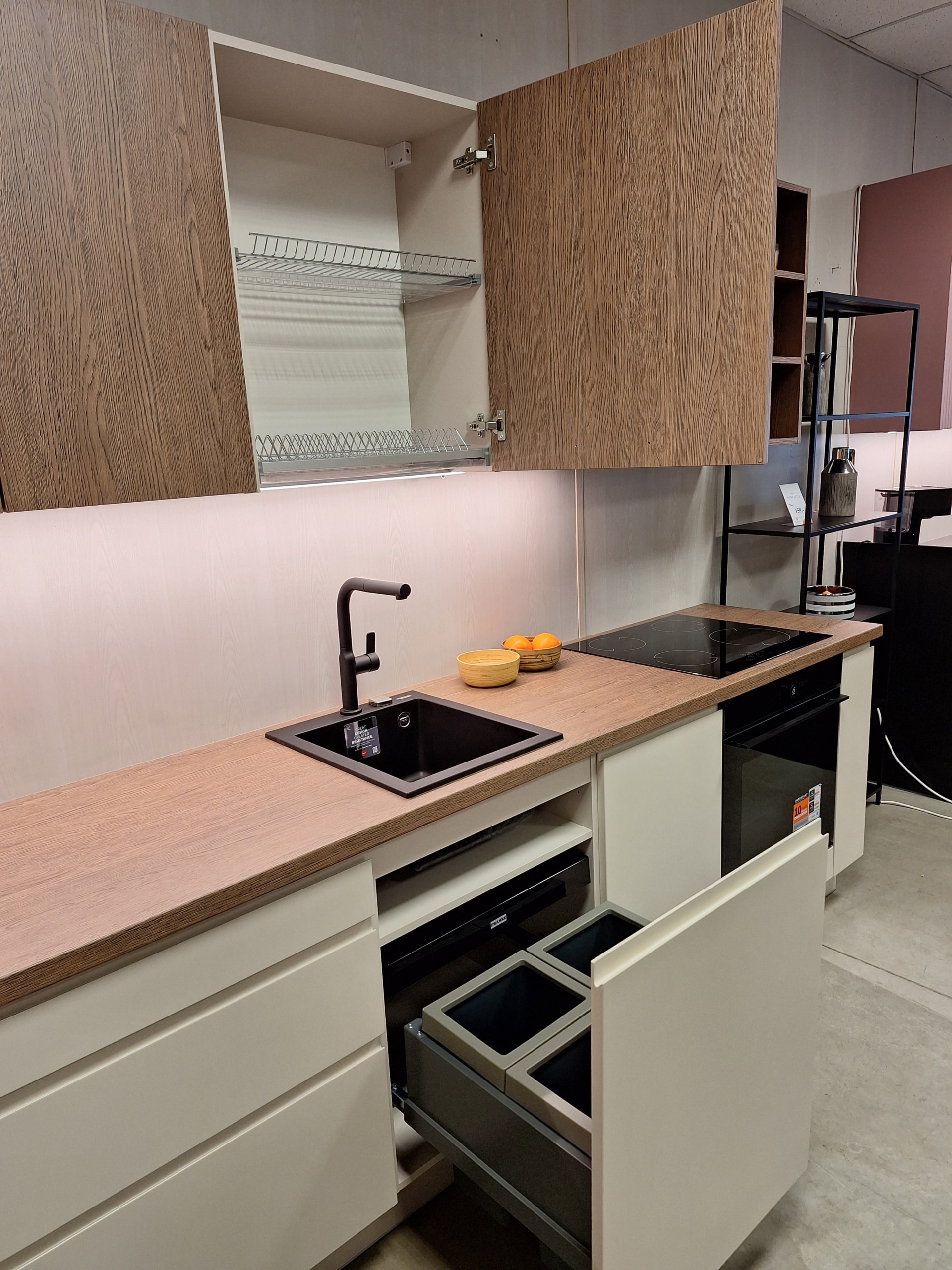 Näidisköök MONO L4/P2 1,15x3,37m - Image 3