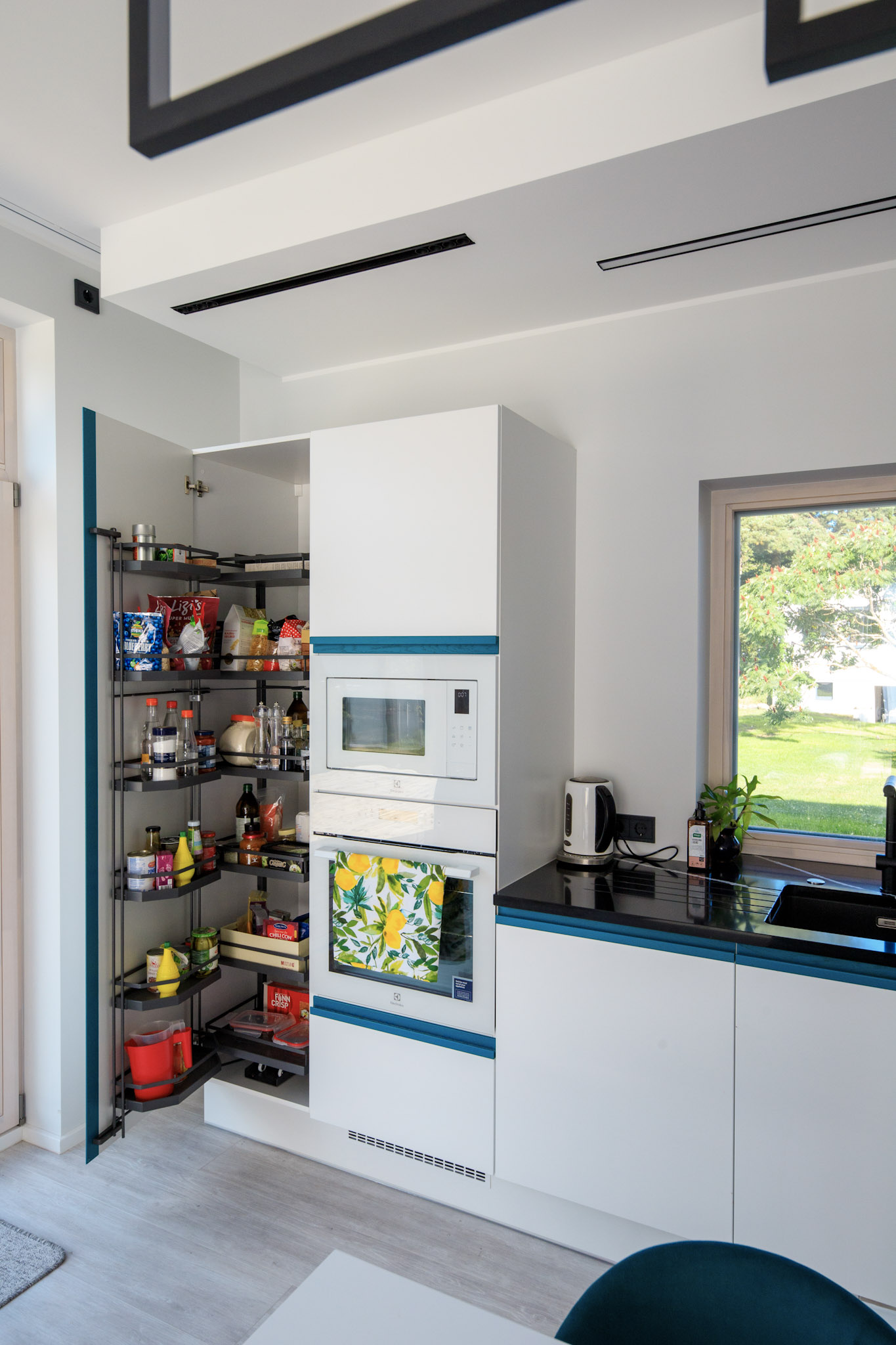 Cargo_s_steemid_byq3tkliebd6r8qb04