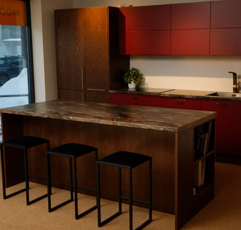 Näidisköök SL + SYLWIA 3,51 saarega 2,15